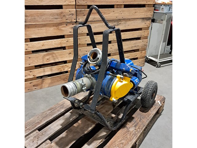 Membraanpomp, spate, 75c, blauw, 1995 - afbeelding 4 van  9