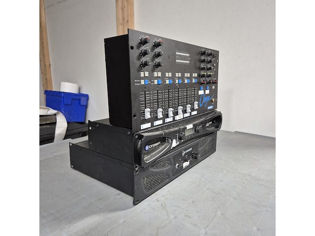 Mengpaneel en 2x versterker, crown, dateq, onyx, xls 1502, xli 2500 - afbeelding 12 van  19