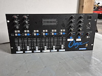 Mengpaneel en 2x versterker, crown, dateq, onyx, xls 1502, xli 2500 - afbeelding 14 van  19