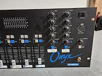 Mengpaneel en 2x versterker, crown, dateq, onyx, xls 1502, xli 2500 - afbeelding 16 van  19