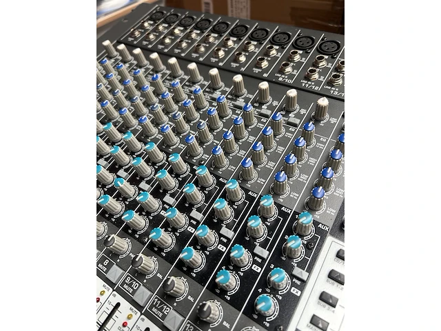 Mengpaneel met flightcase behringer, xenyx2442fx - afbeelding 7 van  10