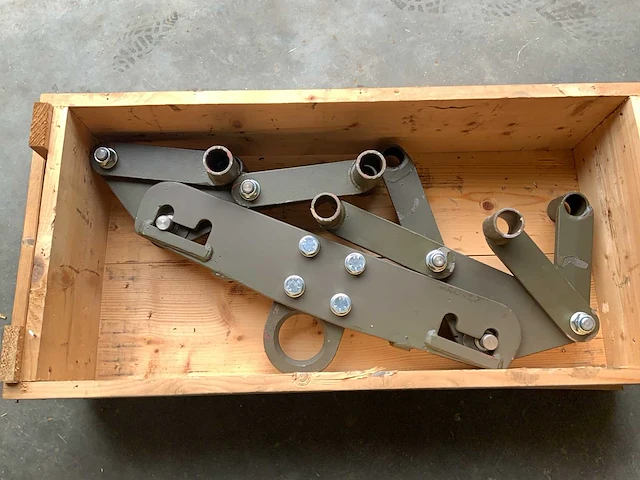 Mennens 82-11-1-0429 hijsjuk - afbeelding 3 van  12