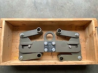 Mennens 82-11-1-0429 hijsjuk - afbeelding 1 van  12