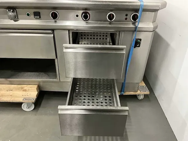 Menu system - 400v - rvs inductie kookeiland - afbeelding 49 van  55
