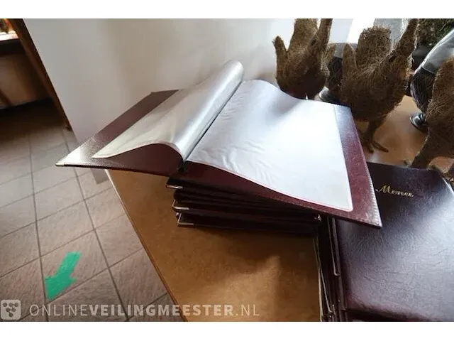Menukaarten en decoratie artikelen roodbruin - afbeelding 3 van  6