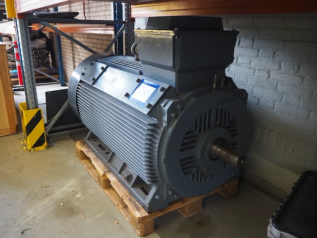 Menzel elektromotoren gmbh - afbeelding 3 van  8