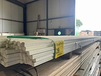 Meranti glaslatten 17x17mm, lengte 400cm (242x) - afbeelding 2 van  4