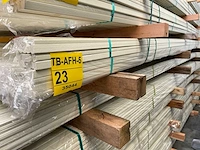 Meranti glaslatten gegrond 15x17mm, lengte 305-335cm (440x) - afbeelding 2 van  4