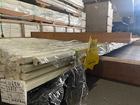 Meranti glaslatten gegrond 17x15mm, lengte 490cm (400x) - afbeelding 2 van  4
