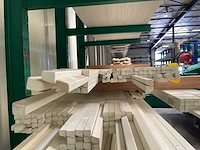 Meranti glaslatten gegrond 17x19mm, lengte 245-335cm (85x) - afbeelding 3 van  4
