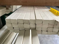 Meranti glaslatten gegrond 17x19mm, lengte 245-430cm (158x) - afbeelding 3 van  4