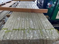 Meranti glaslatten (opdeklatten) gegrond 12x32mm, lengte 490cm (200x) - afbeelding 1 van  4