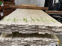 Meranti glaslatten (opdeklatten) gegrond 9x32mm, lengte 490cm (200x) - afbeelding 2 van  4