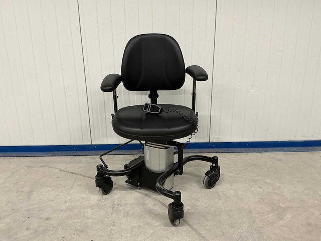 Mercado medic - matrix - trippelstoel / working chair - afbeelding 1 van  2