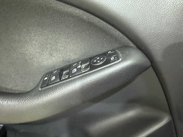 Merceder-benz - b klasse - 180cdi automaat- duitse papieren - afbeelding 3 van  19