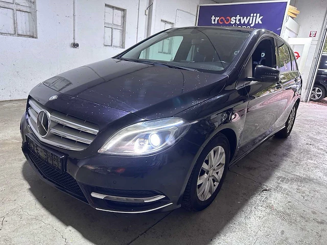 Merceder-benz - b klasse - 180cdi automaat- duitse papieren - afbeelding 1 van  19