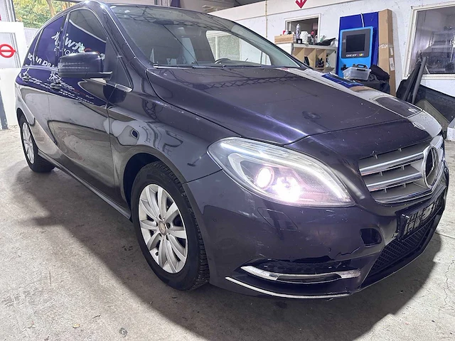 Merceder-benz - b klasse - 180cdi automaat- duitse papieren - afbeelding 16 van  19