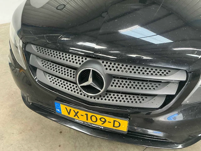 Mercedes - 114 cdi - vito - bedrijfswagen - afbeelding 2 van  29