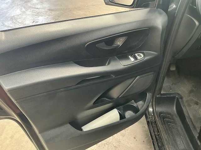 Mercedes - 114 cdi - vito - bedrijfswagen - afbeelding 14 van  29