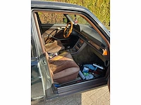 Mercedes - 1983 - 280s - 38-jrs-9 - afbeelding 4 van  40
