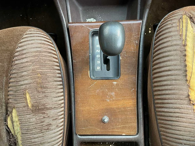 Mercedes - 1983 - 280s - 38-jrs-9 - afbeelding 14 van  38