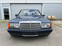 Mercedes - 1985 - 190 - 2.0 - personenauto - afbeelding 6 van  13