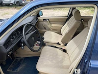Mercedes - 1985 - 190 - 2.0 - personenauto - afbeelding 13 van  13