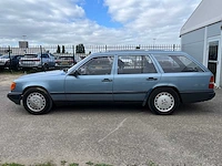 Mercedes - 1986 - 200-serie - 230te - personenauto - afbeelding 14 van  15