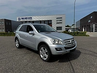 Mercedes - 2009 - ml - 320 cdi 4matic - duits - afbeelding 5 van  12