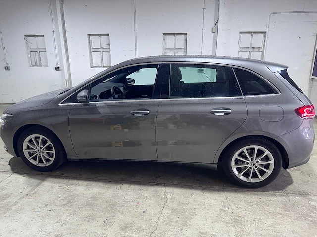 Mercedes - b - 200 automaat - nl kenteken - afbeelding 12 van  23