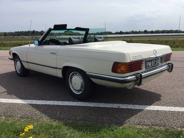 Mercedes - cabriolet - 350sl - oldtimer - afbeelding 21 van  22