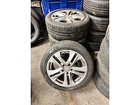 Mercedes - e klasse - 245/45r17 - wielenset - afbeelding 1 van  3