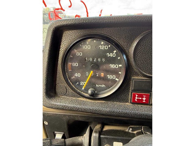 Mercedes - g-klasse - puch 300gd - personenauto - afbeelding 5 van  29