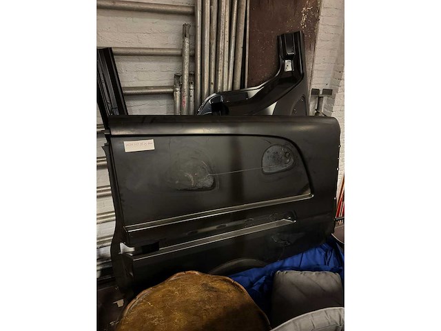 Mercedes - partij onderdelen- vrachtauto's - personenauto's - afbeelding 2 van  10