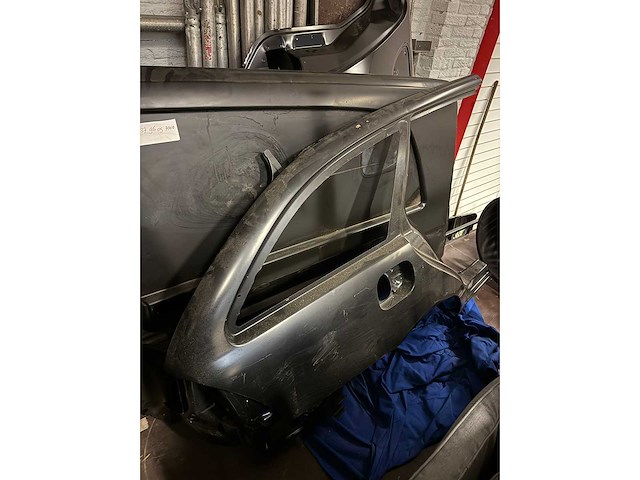 Mercedes - partij onderdelen- vrachtauto's - personenauto's - afbeelding 3 van  10