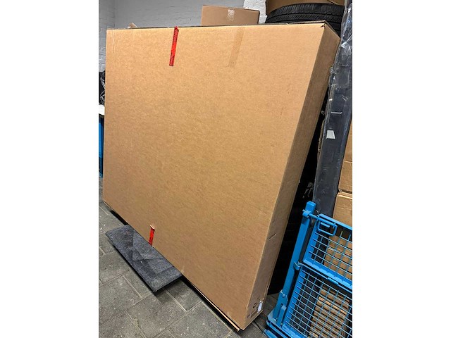 Mercedes - partij onderdelen- vrachtauto's - personenauto's - afbeelding 5 van  10