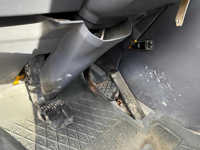 Mercedes - vario 814 4x4 - bedrijfswagen kieper - afbeelding 11 van  41