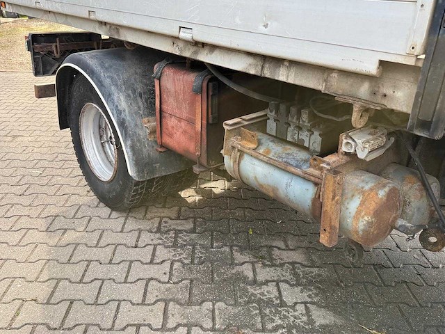 Mercedes - vario 814 4x4 - bedrijfswagen kieper - afbeelding 21 van  41