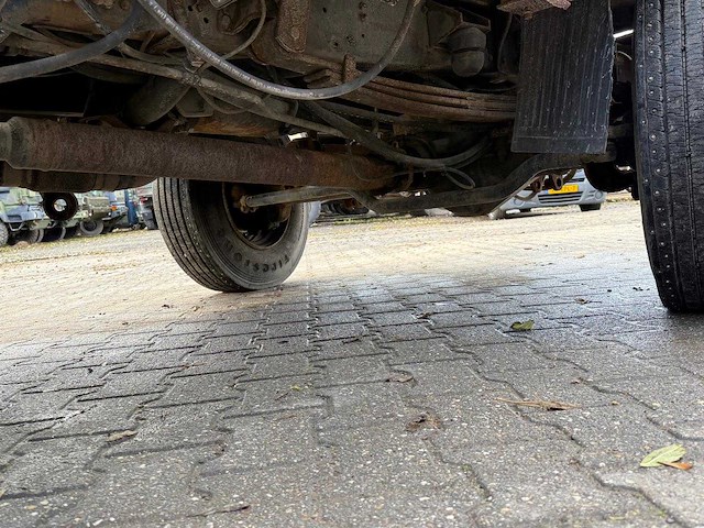 Mercedes - vario 814 4x4 - bedrijfswagen kieper - afbeelding 24 van  41