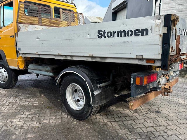 Mercedes - vario 814 4x4 - bedrijfswagen kieper - afbeelding 31 van  41