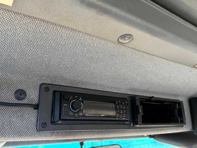 Mercedes - vario 814 4x4 - bedrijfswagen kieper - afbeelding 40 van  41