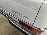 Mercedes - w114 - 250 e - oldtimer - 1968 - afbeelding 4 van  37