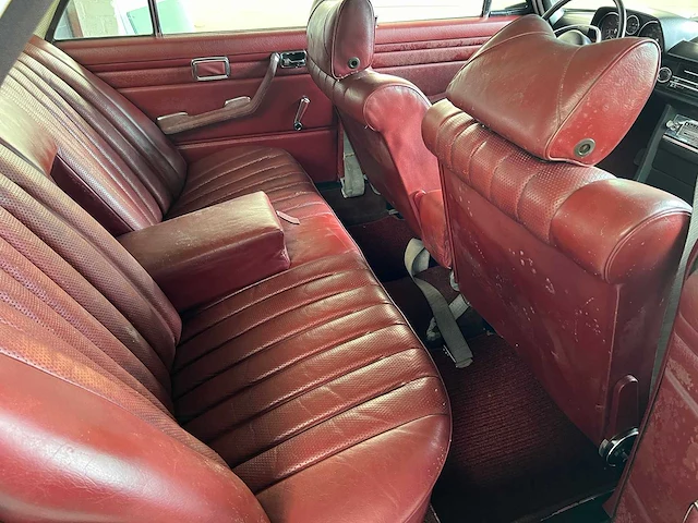 Mercedes - w114 - 250 e - oldtimer - 1968 - afbeelding 11 van  37