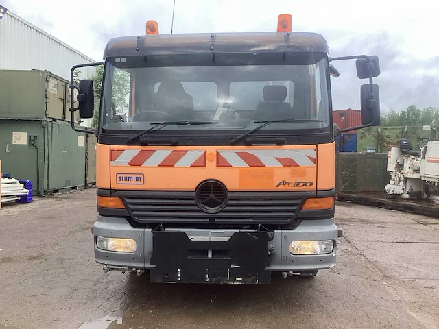 Mercedes 1518 straatveegmachine - afbeelding 7 van  13
