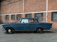 Mercedes 190d c-limousine 1963 oldtimer - afbeelding 26 van  30