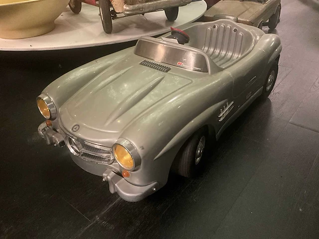 Mercedes 300sl pedalcar - afbeelding 1 van  6