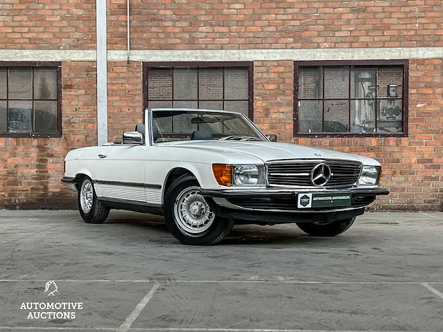 Mercedes 380 sl 3.8 v8 204pk 1983 sl-klasse youngtimer - afbeelding 16 van  59