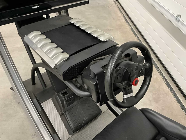 Mercedes amg - sony gran turismo - race-simulator - afbeelding 11 van  14