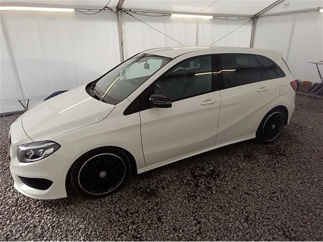 Mercedes b180, 2017 - afbeelding 12 van  31
