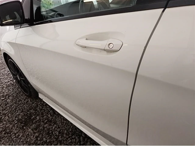 Mercedes b180, 2017 - afbeelding 24 van  31